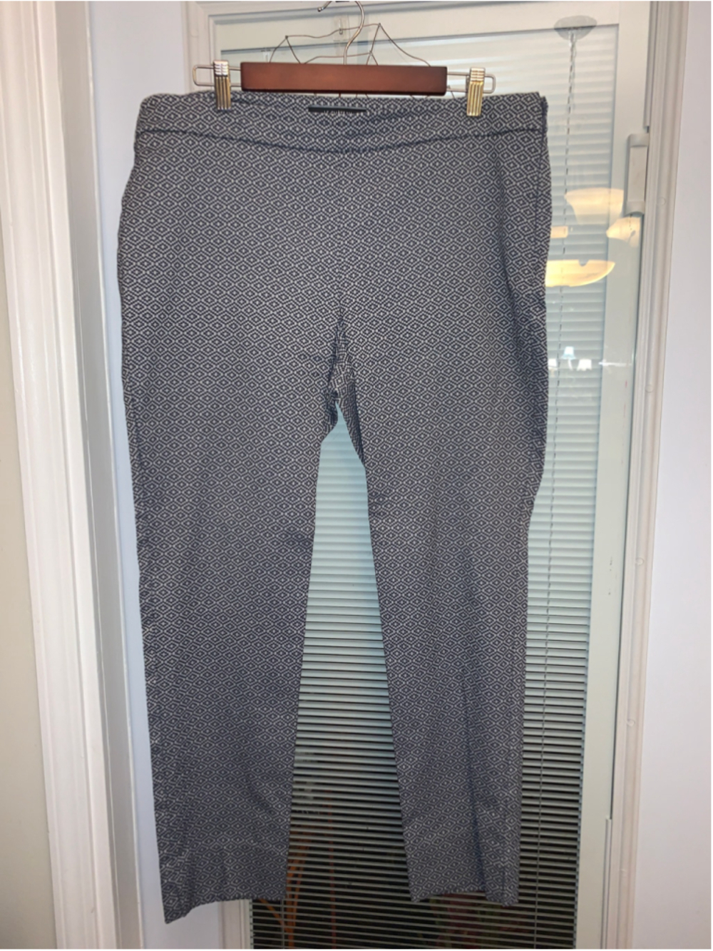 Women's Le Château Trousers Size 12 Blue White Geometric Print